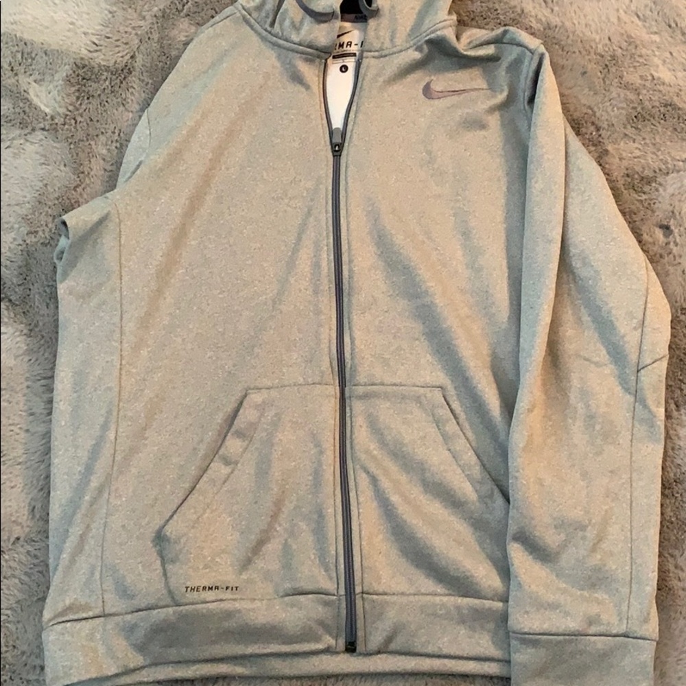 Therma-fit Grey Nike Sweatshirt